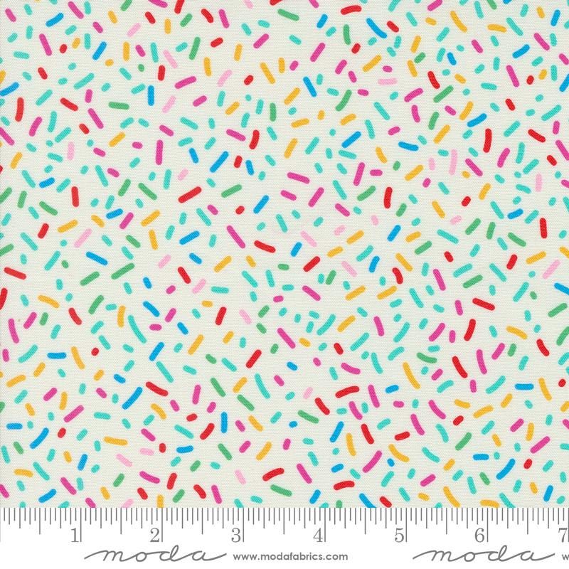 Snack Shack 11947 11 Cream by Crystal Manning for Moda Fabrics - by the half-yard - product image 1